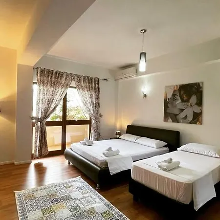Ambasador Garden 4*
