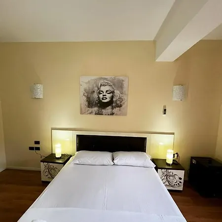 Hotel Ambasador Garden 4*