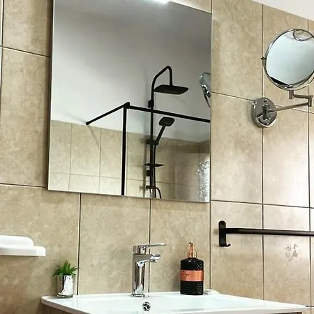 Ambasador Garden Hotel 4*