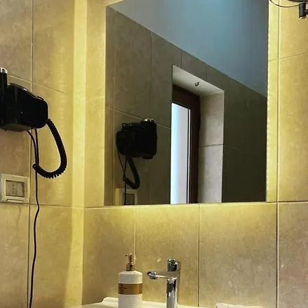 Ambasador Garden Hotel 4*