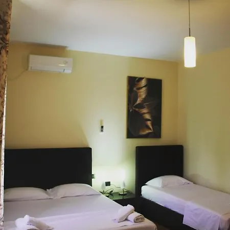Hotel Ambasador Garden Lezhe