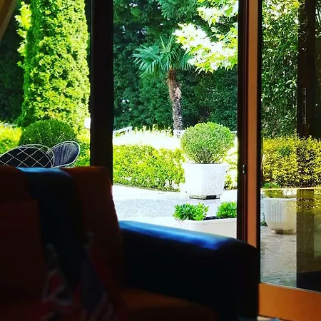 Hotel Ambasador Garden