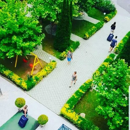 Ambasador Garden Hotel