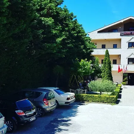 Ambasador Garden 4*