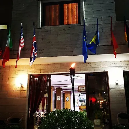 Ambasador Garden 4*