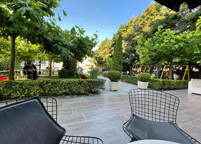 Hotel Ambasador Garden Lezhë